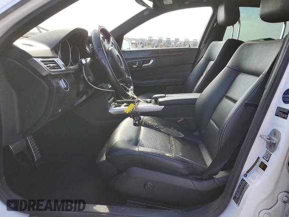 2014 Mercedes-Benz E 350 Sport z VIN WDDHF5KB5EB069085, wystawiony jako Copart lot #53178935 z przebiegiem 133 296 mil mil oraz Szkoda całkowita • Salvage title. Historia ofert i sprzedaży dostępna na DreamBid. Obrazek 7.