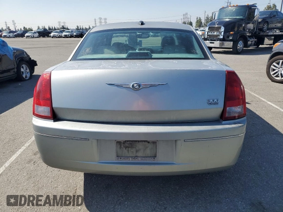 2005 Chrysler 300 with VIN 2C3AA53G45H528705, listed as a Copart auction lot 55176745 with 172,422 mi miles and Clean Title. Bid and sale history available at carsss.com. Image 6.