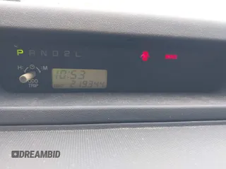 2005 Scion xB z VIN JTLKT324850202968, wystawiony jako IAAI lot #42159371 z przebiegiem 219 344 mil mil oraz . Historia ofert i sprzedaży dostępna na DreamBid. Obrazek 7.