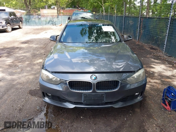 2013 BMW 3 Series 328i xDrive with VIN WBA3B5G53DNS05713, listed as a IAAI auction lot 42768480 with 133,851 mi miles and . Bid and sale history available at DreamBid. Image 12.
