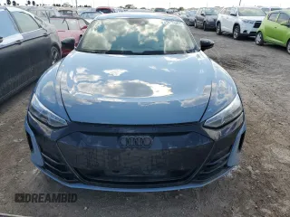 2022 Audi RS e-tron GT z VIN WAUBHBFW4N7901781, wystawiony jako Copart lot #75124364 z przebiegiem 22 581 mil mil oraz Nie do naprawy. Historia ofert i sprzedaży dostępna na DreamBid. Obrazek 5.