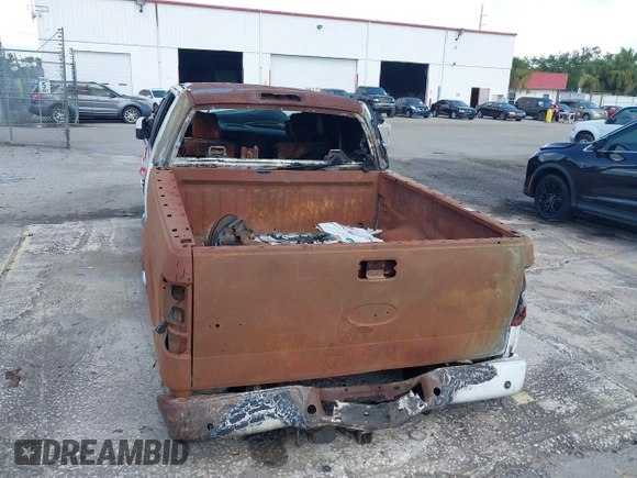 2008 Ford F-150 XLT с VIN 1FTPW14V58FB21592, выставлен на аукционе IAAI как лот 42642040 с пробегом Не указан миль и . История ставок и продаж доступна на DreamBid. Изображение 6.