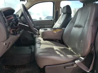 2008 Chevrolet Silverado 3500HD DRW LT w/1LT with VIN 1GCJC33638F164476, listed as a Copart auction lot 74015234 with 161,956 mi miles and Clean Title. Bid and sale history available at carsss.com. Image 7.