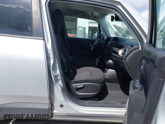 2017 Jeep Renegade Latitude with VIN ZACCJABB6HPG33008, listed as a IAAI auction lot 42541485 with 84,469 mi miles and . Bid and sale history available at DreamBid. Image 5.