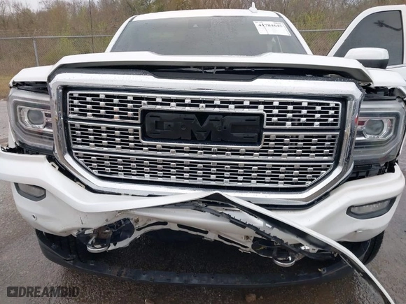 2018 GMC Sierra 1500 Denali with VIN 3GTU2PEJ4JG280332, listed as a IAAI auction lot 41784645 with 119,815 mi miles. Bid and sale history available at carsss.com. Image 10.