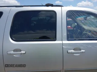 2011 Chevrolet Suburban LT с VIN 1GNSCJE02BR341808, выставлен на аукционе IAAI как лот 42394173 с пробегом 192 172 миль миль и . История ставок и продаж доступна на DreamBid. Изображение 13.