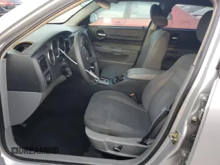 2005 Dodge Magnum SE z VIN 2D4FV48V25H550292, wystawiony jako Copart lot #73678344 z przebiegiem 174 798 mil mil oraz Nie do naprawy • Non repairable. Historia ofert i sprzedaży dostępna na DreamBid. Obrazek 7.