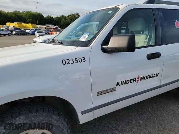 2006 Ford Explorer XLS z VIN 1FMEU62E26UB17291, wystawiony jako IAAI lot #42378335 z przebiegiem 158 911 mil mil oraz . Historia ofert i sprzedaży dostępna na DreamBid. Obrazek 33.