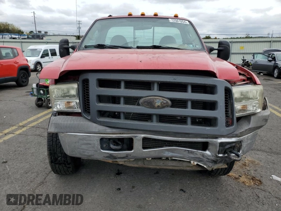 2005 Ford F-250 XL with VIN 1FTNF21585EB24568, listed as a Copart auction lot 72561054 with 147,449 mi miles and Salvage Title. Bid and sale history available at DreamBid. Image 5.