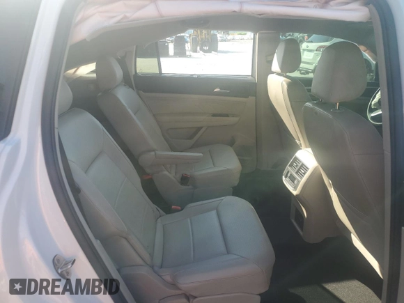 2021 Volkswagen Atlas SE with VIN 1V2MR2CA4MC585742, listed as a Copart auction lot 62234165 with 65,608 mi miles and Non repairable. Bid and sale history available at DreamBid. Image 11.