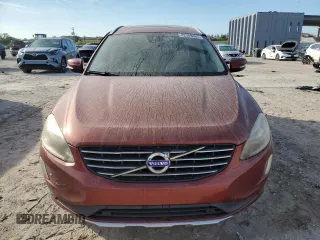 2015 Volvo XC60 T5 Drive-E Premier Plus with VIN YV440MDC0F2597304, listed as a Copart auction lot 42989465 with 105,134 mi miles and Salvage Title. Bid and sale history available at carsss.com. Image 5.