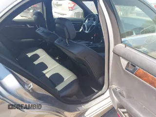 2013 Mercedes-Benz C 300 Sport с VIN WDDGF8AB0DA822279, выставлен на аукционе IAAI как лот 42551907 с пробегом 115 854 миль миль и . История ставок и продаж доступна на DreamBid. Изображение 8.