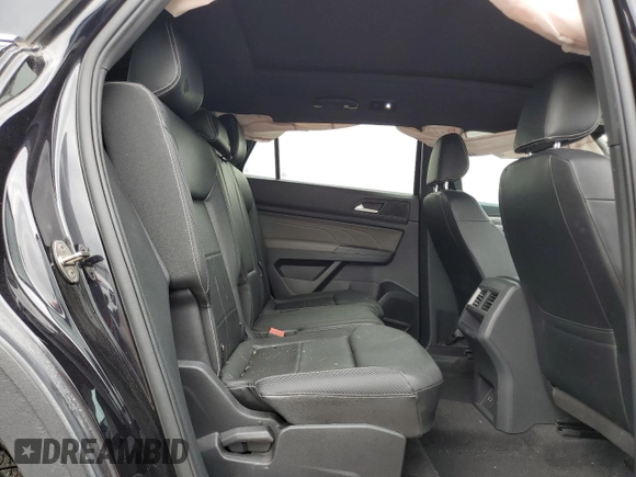 2021 Volkswagen Atlas SE with VIN 1V2PE2CA4MC208319, listed as a Copart auction lot 52038335 with 58,322 mi miles and Salvage title. Bid and sale history available at DreamBid. Image 11.