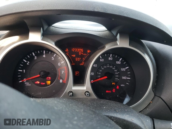 2014 Nissan Juke SV with VIN JN8AF5MR4ET360262, listed as a Copart auction lot 45396735 with 123,306 mi miles and Salvage Title. Bid and sale history available at carsss.com. Image 9.