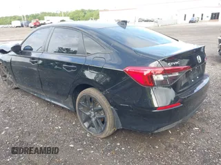 2024 Honda Civic Sport z VIN 2HGFE2F50RH522048, wystawiony jako IAAI lot #42263420 z przebiegiem 29 699 mil mil oraz . Historia ofert i sprzedaży dostępna na DreamBid. Obrazek 3.