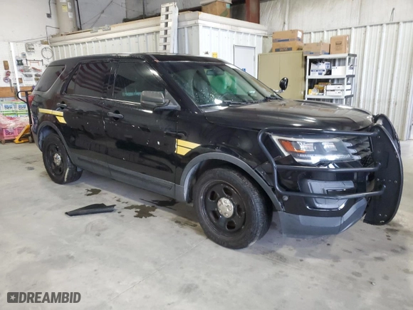 2017 Ford Police Interceptor Utility with VIN 1FM5K8AR4HGB08020, listed as a Copart auction lot 47778555 with 114,960 mi miles and Salvage Title. Bid and sale history available at carsss.com. Image 4.