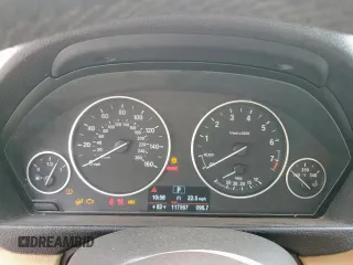 2013 BMW 3 Series 328i xDrive with VIN WBA3B3C51DF540084, listed as a Copart auction lot 56930105 with 117,567 mi miles and Salvage title. Bid and sale history available at DreamBid. Image 9.