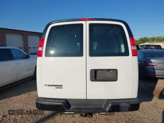 2012 Chevrolet Express Cargo Van with VIN 1GCWGFFA1C1147791, listed as a IAAI auction lot 41993608 with 206,853 mi miles. Bid and sale history available at carsss.com. Image 16.