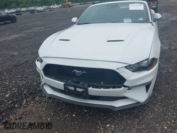 2022 Ford Mustang EcoBoost z VIN 1FATP8UH3N5104988, wystawiony jako IAAI lot #42320593 z przebiegiem 51 101 mil mil oraz . Historia ofert i sprzedaży dostępna na DreamBid. Obrazek 12.