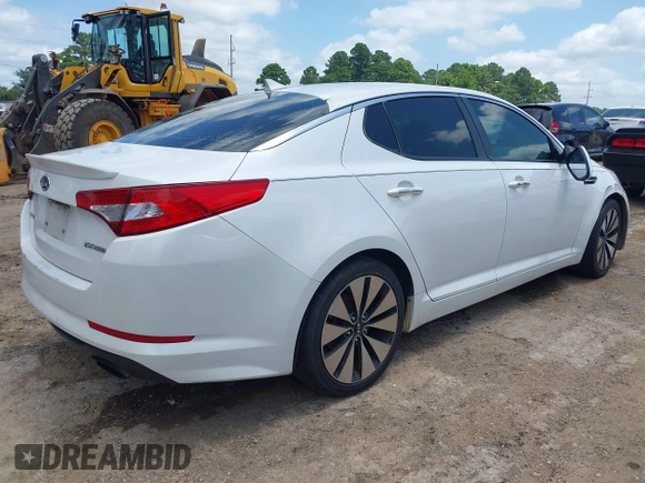 2012 Kia Optima SX z VIN 5XXGR4A68CG002791, wystawiony jako IAAI lot #42531924 z przebiegiem 180 153 mil mil oraz . Historia ofert i sprzedaży dostępna na DreamBid. Obrazek 4.