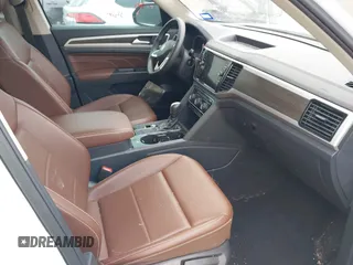 2022 Volkswagen Atlas SE с VIN 1V2WR2CA0NC515746, выставлен на аукционе IAAI как лот 41877524 с пробегом 50 921 миль миль и . История ставок и продаж доступна на DreamBid. Изображение 5.