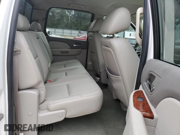 2010 Chevrolet Silverado 3500HD DRW LTZ with VIN 1GC7K1B67AF101907, listed as a Copart auction lot 88140105 with 192,070 mi miles and Salvage Title. Bid and sale history available at DreamBid. Image 10.