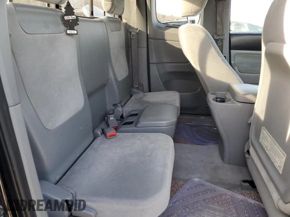 2011 Toyota Tacoma with VIN 5TFUU4EN7BX001058, listed as a Copart auction lot 45468785 with 207,283 mi miles and Clean Title. Bid and sale history available at carsss.com. Image 10.