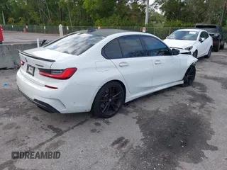 2021 BMW 3 Series M340i xDrive with VIN 3MW5U9J03M8B94898, listed as a IAAI auction lot 41611425 with 38,614 mi miles. Bid and sale history available at carsss.com. Image 4.