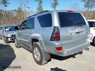 2005 Toyota 4Runner SR5 with VIN JTEZU14R258028882, listed as a IAAI auction lot 41745577 with 251,256 mi miles. Bid and sale history available at carsss.com. Image 3.