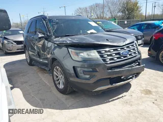 2017 Ford Explorer XLT with VIN 1FM5K7D80HGB62413, listed as a IAAI auction lot 41663417 with 89,694 mi miles and . Bid and sale history available at carsss.com. Image 1.