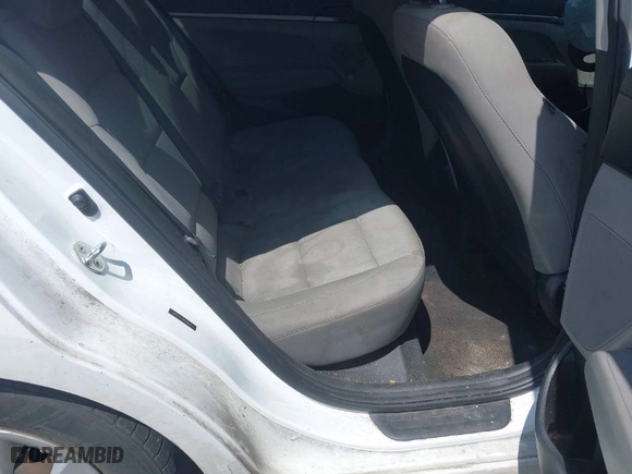 2017 Hyundai Elantra SE with VIN 5NPD74LF4HH209213, listed as a IAAI auction lot 42019358 with 175,095 mi miles. Bid and sale history available at carsss.com. Image 8.