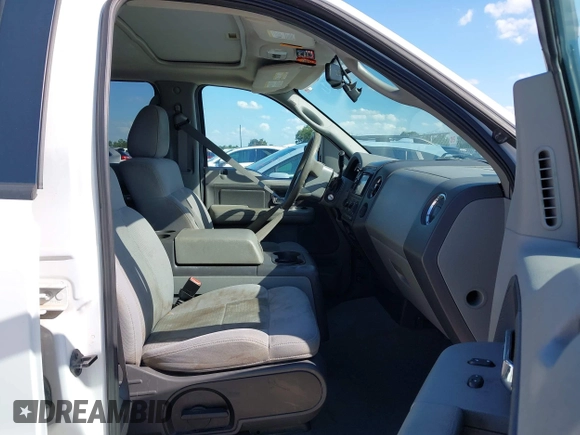 2006 Ford F-150 XLT with VIN 1FTPW04546KD28201, listed as a IAAI auction lot 42542399 with 138,774 mi miles and . Bid and sale history available at DreamBid. Image 5.