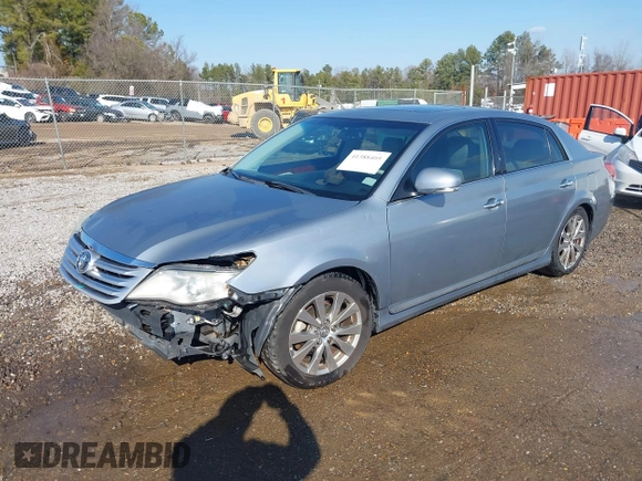 2012 Toyota Avalon z VIN 4T1BK3DB5CU456391, wystawiony jako IAAI lot #41388405 z przebiegiem 107 280 mil mil oraz . Historia ofert i sprzedaży dostępna na DreamBid. Obrazek 23.