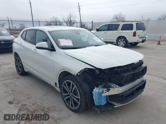2023 BMW X2 sDrive28i z VIN WBXYH9C04P5V72846, wystawiony jako IAAI lot #41479964 z przebiegiem 29 644 mil mil oraz . Historia ofert i sprzedaży dostępna na DreamBid. Obrazek 1.