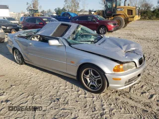 2001 BMW 3 Series 330Ci with VIN WBABN53461JU30596, listed as a Copart auction lot 73833734 with 132,821 mi miles and Salvage Title. Bid and sale history available at carsss.com. Image 4.