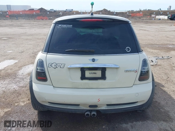 2006 MINI Hardtop S with VIN WMWRE335X6TL19914, listed as a IAAI auction lot 41680041 with 213,011 mi miles and . Bid and sale history available at DreamBid. Image 16.