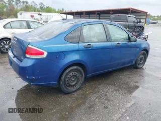 2008 Ford Focus S with VIN 1FAHP34N48W122283, listed as a IAAI auction lot 41845603 with 160,661 mi miles. Bid and sale history available at carsss.com. Image 4.