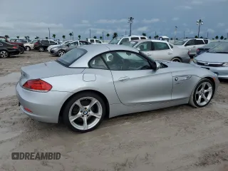 2014 BMW Z4 sDrive28i with VIN WBALL5C54EE717341, listed as a Copart auction lot 75084304 with 132,569 mi miles and Non Repairable. Bid and sale history available at carsss.com. Image 3.