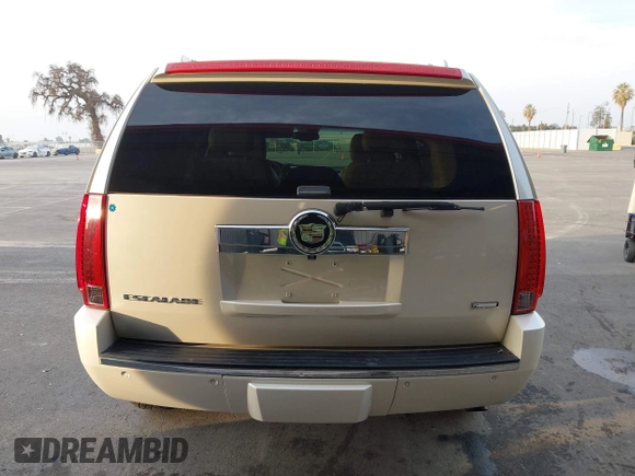 2009 Cadillac Escalade z VIN 1GYFC23229R273227, wystawiony jako IAAI lot #41071598 z przebiegiem 132 263 mil mil oraz . Historia ofert i sprzedaży dostępna na DreamBid. Obrazek 17.