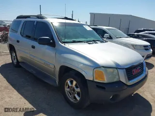2005 GMC Envoy XL SLE with VIN 1GKET16S956100991, listed as a IAAI auction lot 41904368 with 1 mi miles. Bid and sale history available at carsss.com. Image 1.