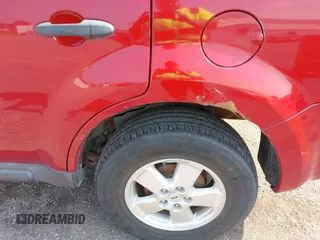 2010 Ford Escape XLT с VIN 1FMCU9DG8AKD40107, выставлен на аукционе IAAI как лот 42405128 с пробегом 168 383 миль миль и . История ставок и продаж доступна на DreamBid. Изображение 6.