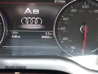 2015 Audi A8 4.0T z VIN WAU32AFD5FN008739, wystawiony jako IAAI lot #42387612 z przebiegiem 94 893 mil mil oraz . Historia ofert i sprzedaży dostępna na DreamBid. Obrazek 7.