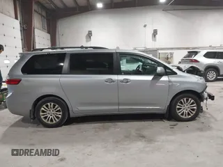 2016 Toyota Sienna XLE with VIN 5TDYK3DC7GS748075, listed as a IAAI auction lot 41795318 with 153,913 mi miles. Bid and sale history available at carsss.com. Image 14.