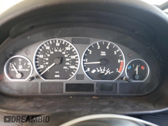 2002 BMW 3 Series 325i z VIN WBAET37442NG70535, wystawiony jako Copart lot #57361055 z przebiegiem Nie podano mil oraz Czysty tytuł • Clean title. Historia ofert i sprzedaży dostępna na DreamBid. Obrazek 9.