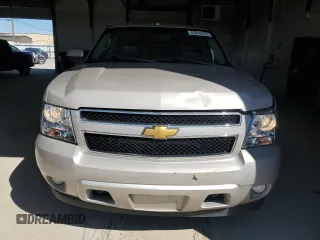 2009 Chevrolet Suburban 2LT с VIN 1GNFK26399J118063, выставлен на аукционе Copart как лот 47014765 с пробегом 239 209 миль миль и Списание • Salvage title. История ставок и продаж доступна на DreamBid. Изображение 5.