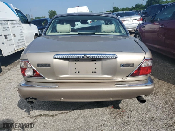 2002 Jaguar XJ VDP with VIN SAJDA24CX2LF45014, listed as a Copart auction lot 56015444 with 0 mi miles and Salvage Title. Bid and sale history available at carsss.com. Image 6.