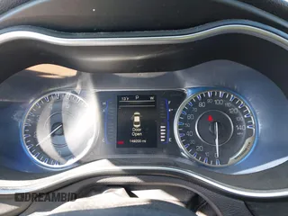 2016 Chrysler 200 Limited with VIN 1C3CCCAB4GN112453, listed as a IAAI auction lot 41616898 with 149,200 mi miles. Bid and sale history available at carsss.com. Image 7.