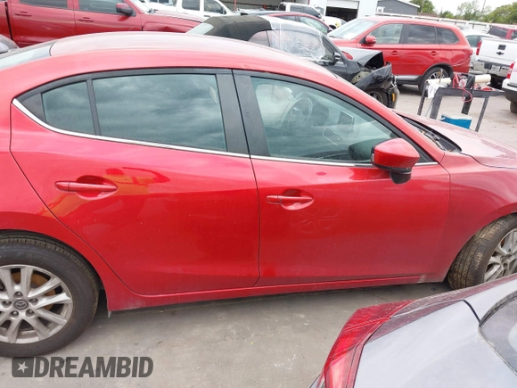 2015 Mazda 3 i Touring z VIN 3MZBM1V72FM171540, wystawiony jako IAAI lot #42437378 z przebiegiem 135 392 mil mil oraz . Historia ofert i sprzedaży dostępna na DreamBid. Obrazek 12.