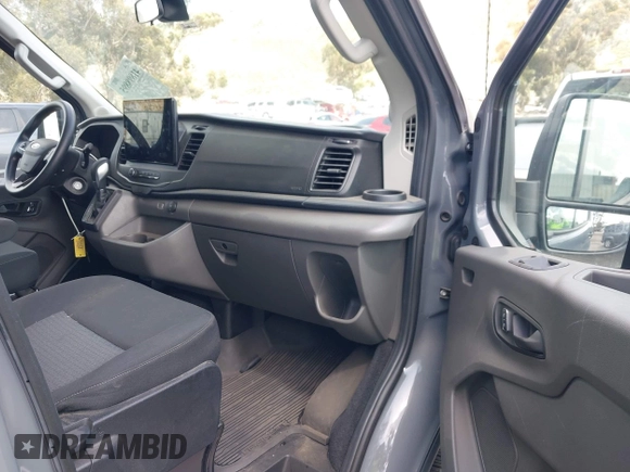 2023 Ford Transit Passenger XL with VIN 1FBAX2C82PKB58582, listed as a IAAI auction lot 41898895 with 16,416 mi miles and . Bid and sale history available at DreamBid. Image 5.
