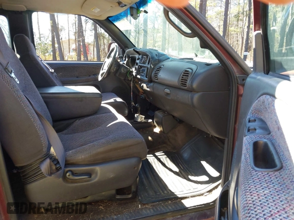 2002 Dodge 2500 with VIN 3B7KF23612M209587, listed as a IAAI auction lot 41721246 with 261,501 mi miles. Bid and sale history available at carsss.com. Image 5.